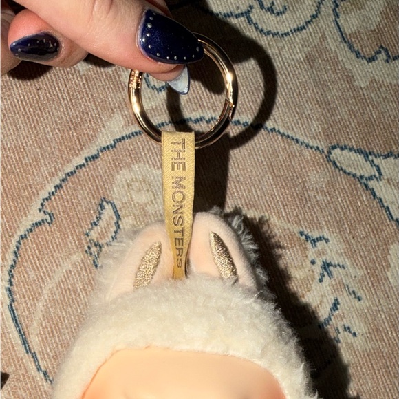 Labubu Soy Milk- Exciting Macaron - Picture 4 of 4